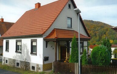 Haus zum Kauf 125.000 € 5 Zimmer 115 m² 296 m² Grundstück frei ab sofort Wahlbezirk 71 Suhl 98527