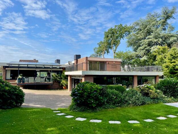 Bungalow zum Kauf 1.090.000 € 9 Zimmer 400 m² 2.367 m² Grundstück Uetersen 25436