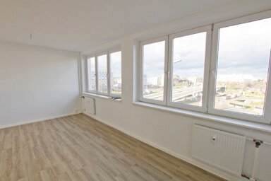 Wohnung zur Miete 438 € 3 Zimmer 58,4 m² 7. Geschoss frei ab 01.02.2025 Kirchnerstr. 16 Südliche Innenstadt Halle (Saale) 06112