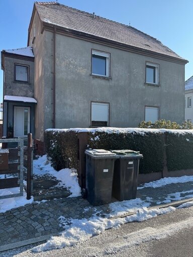 Haus zum Kauf provisionsfrei 128.500 € 6 Zimmer 111 m² 620 m² Grundstück Gabelsbergerstraße 25 Großröhrsdorf Großröhrsdorf 01900