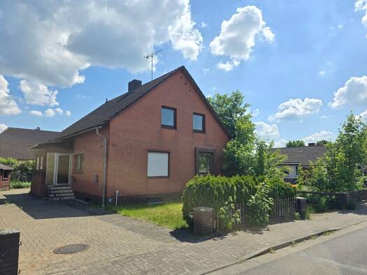 Einfamilienhaus zum Kauf 199.000 € 6 Zimmer 120 m² 692 m² Grundstück Lachendorf 29331