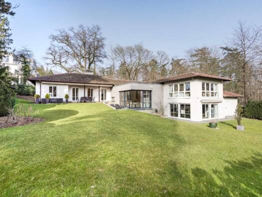 Haus zur Miete 6.500 € 7 Zimmer 310 m² 1.500 m² Grundstück Kronberg 61476