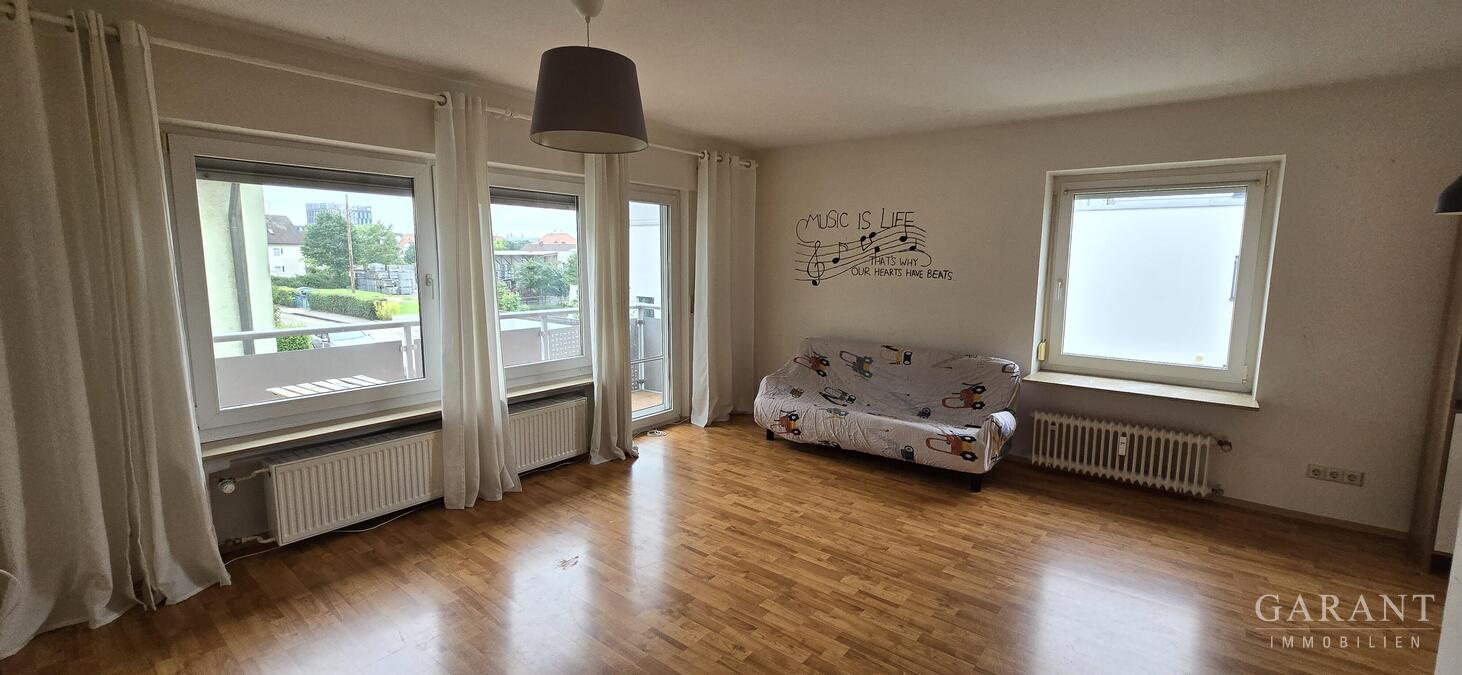 Wohnung zum Kauf 245.000 € 3 Zimmer 70 m²<br/>Wohnfläche 1.<br/>Geschoss Wendlingen Wendlingen am Neckar 73240