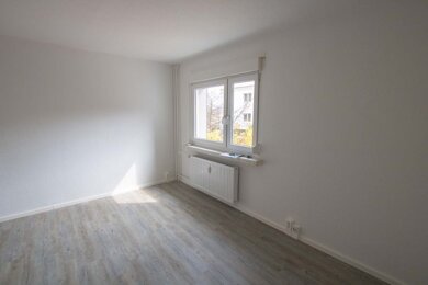 Wohnung zur Miete 248 € 2 Zimmer 41,3 m² 1. Geschoss Fischerstecherstr. 4 Heide Nord Halle (Saale) 06120