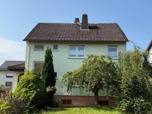 Mehrfamilienhaus zum Kauf 283.000 € 8 Zimmer 166 m² 707 m² Grundstück Ennerich Runkel-Ennerich 65594