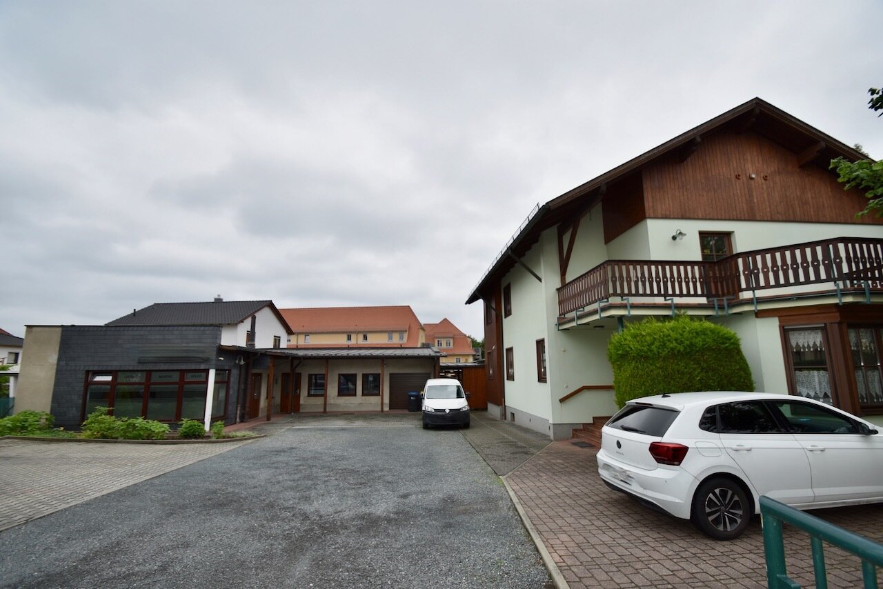 Einfamilienhaus zum Kauf 620.000 € 7 Zimmer 213 m²<br/>Wohnfläche 1.000 m²<br/>Grundstück Heidenau 01809