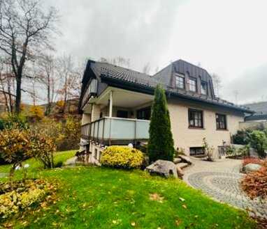 Einfamilienhaus zum Kauf 599.900 € 9 Zimmer 200 m² 900 m² Grundstück Eichenweg Oeneking / Stüttinghausen Lüdenscheid 58509