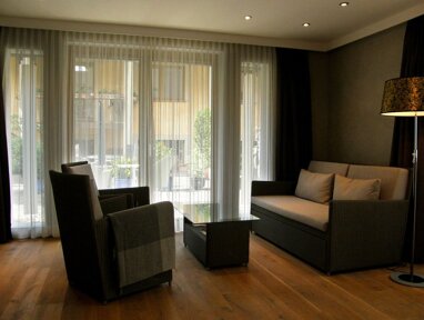 Wohnung zur Miete Wohnen auf Zeit 2.850 € 3 Zimmer 73 m² frei ab sofort Kirchstraße Rodenkirchen Köln 50996