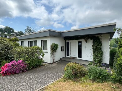 Einfamilienhaus zum Kauf 298.000 € 5 Zimmer 193 m² 838 m² Grundstück frei ab sofort Lüdenscheid Lüdenscheid 58509