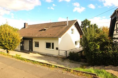 Mehrfamilienhaus zum Kauf 395.000 € 11 Zimmer 251 m² 472 m² Grundstück Bohlscheid Eitorf 53783
