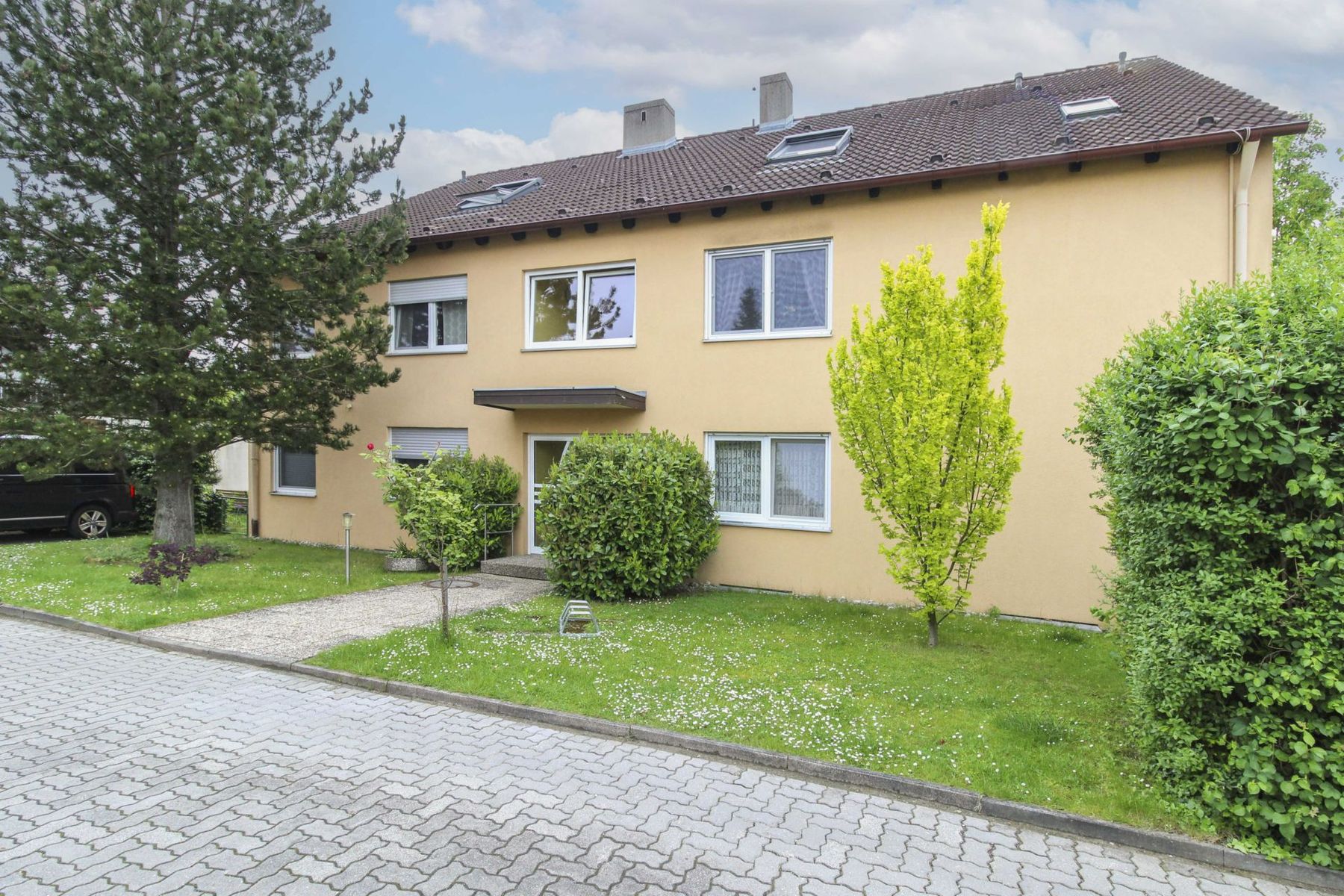 Wohnung zum Kauf 169.000 € 2 Zimmer 61 m²<br/>Wohnfläche 2. Stock<br/>Geschoss Hardhöhe 112 Fürth 90766