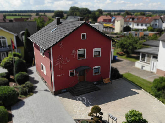 Mehrfamilienhaus zum Kauf 387.000 € 7 Zimmer 182 m² 354 m² Grundstück Stadtschwarzach Schwarzach am Main 97359