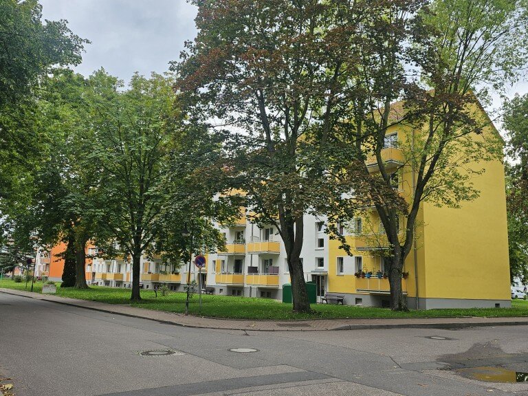 Wohnung zur Miete 256 € 2 Zimmer 49,6 m²<br/>Wohnfläche 3.<br/>Geschoss Bahnhofstraße 13 Braunsbedra Braunsbedra 06242