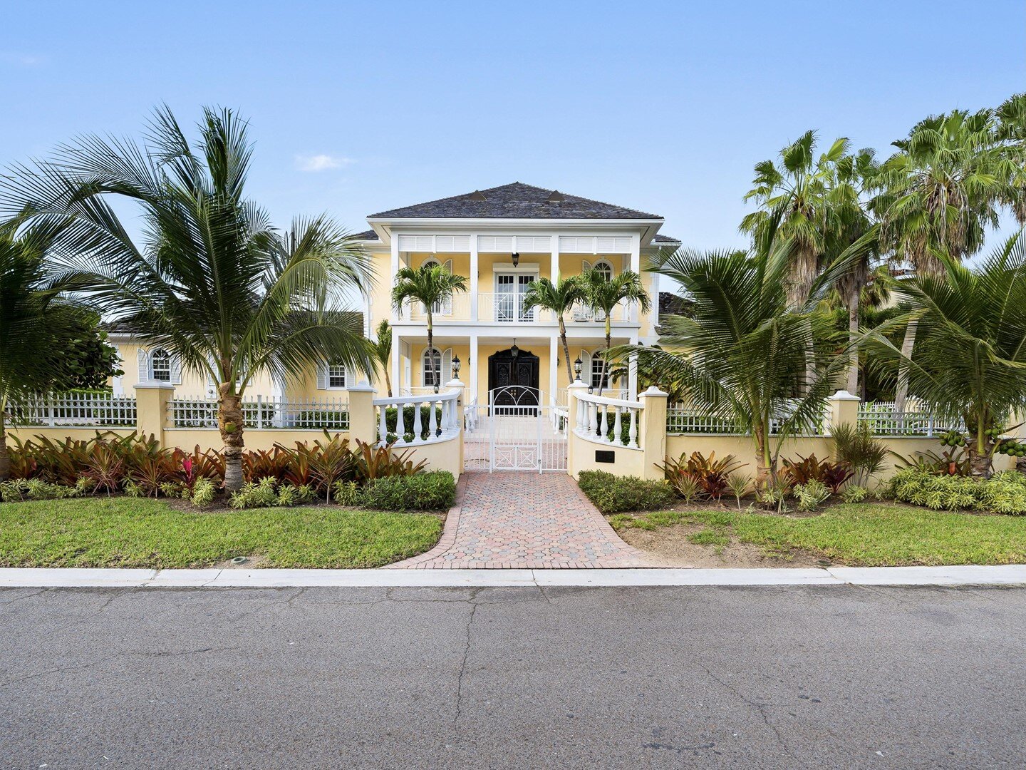 Einfamilienhaus zum Kauf 4.968.750 € 6.600 m² Ocean Club Drive New Providence
