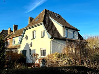Einfamilienhaus zum Kauf 159.000 € 5 Zimmer 124,8 m² 688 m² Grundstück Thalheimer Straße 9a/b Wolfen Bitterfeld-Wolfen/ Wolfen 06766