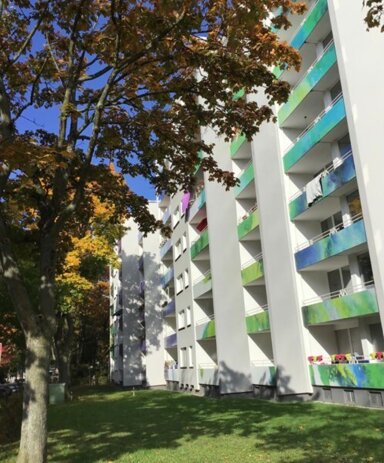 Wohnung zur Miete nur mit Wohnberechtigungsschein 580 € 3 Zimmer 85,1 m² 5. Geschoss frei ab 30.11.2024 Krahwinkelstraße 11 Steele Essen 45276