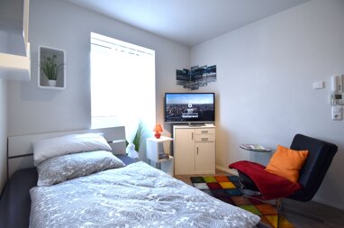 Apartment zur Miete 815 € 1 Zimmer 21 m² Schulstraße 2 A-C Raunheim 65479
