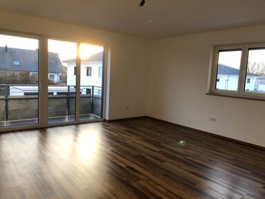 Wohnung zur Miete 890 € 4 Zimmer 86 m² 1. Geschoss Möttingen Möttingen 86753