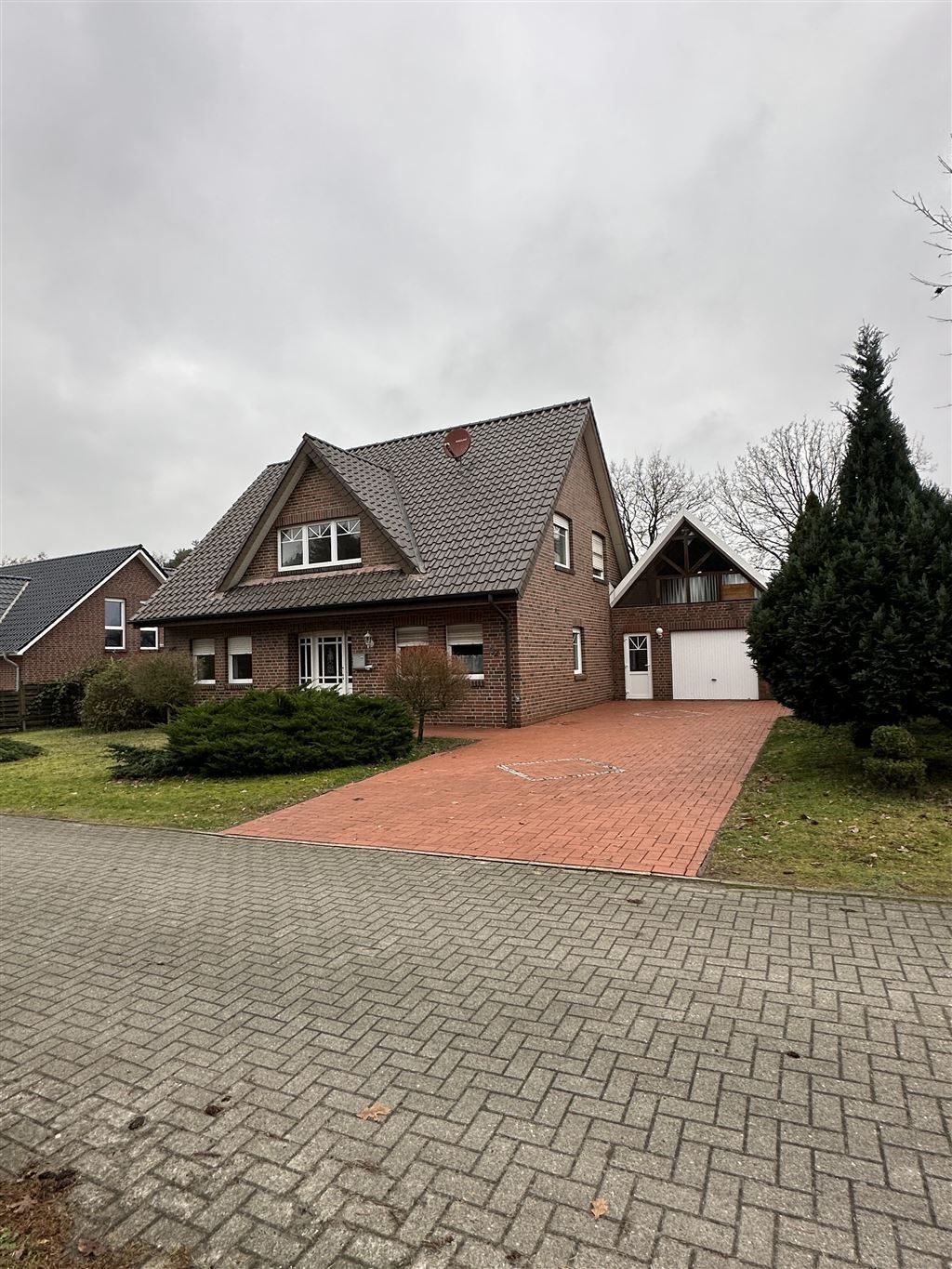 Einfamilienhaus zum Kauf provisionsfrei 295.000 € 5 Zimmer 160 m² frei ab sofort Waldstraße 32 Wippingen 26892