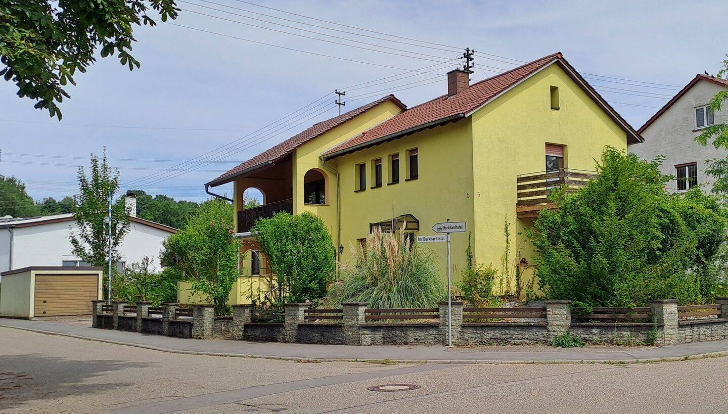 Großzügiges Anwesen in Sinsheim - Waldangelloch