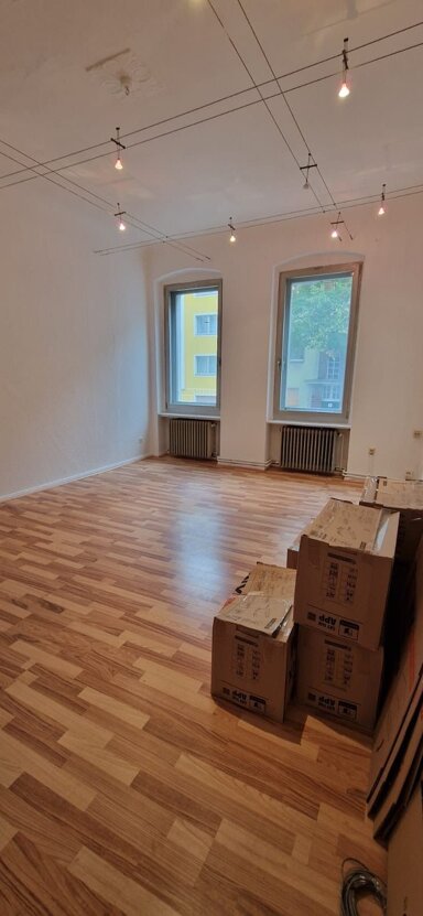 Wohnung zur Miete 950 € 2 Zimmer 75 m² 1. Geschoss frei ab sofort Reinickendorf Berlin 13403