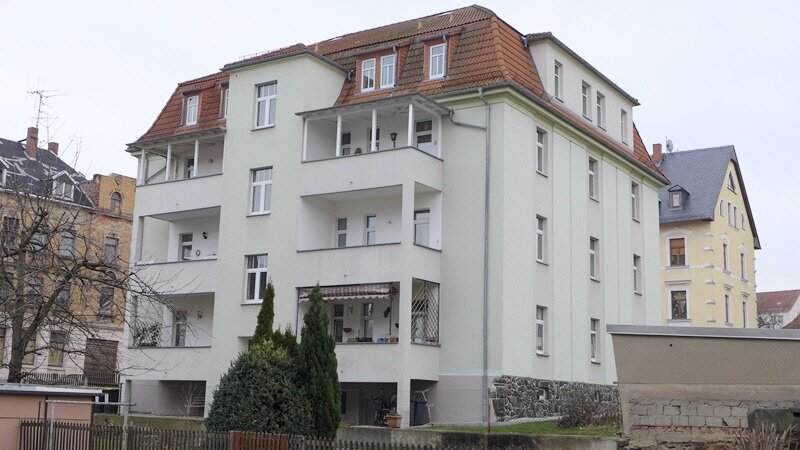 Wohnung zur Miete 700 € 3 Zimmer 115,6 m²<br/>Wohnfläche 2.<br/>Geschoss ab sofort<br/>Verfügbarkeit Glauchau Glauchau 08371