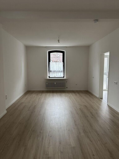 Maisonette zur Miete 1.250 € 2 Zimmer 91 m² EG Niederkassel Düsseldorf 40547