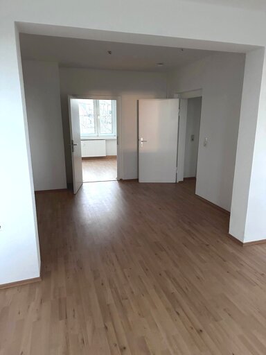 Wohnung zur Miete 350 € 3 Zimmer 58,4 m² 3. Geschoss frei ab 02.01.2025 Lutherplatz 3 Innerstädtischer Bereich Süd 31 Dessau-Roßlau 06842