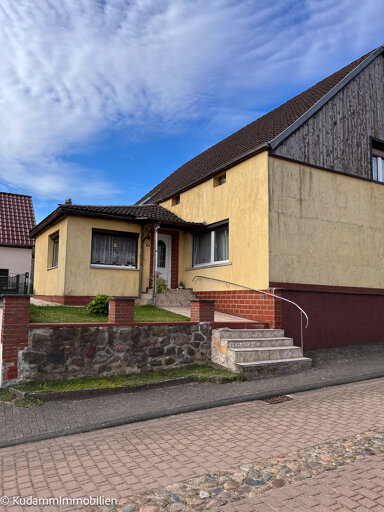 Einfamilienhaus zum Kauf 320.000 € 5,5 Zimmer 180 m² 2.696 m² Grundstück Bergstraße 20 Linow Rheinsberg 16831