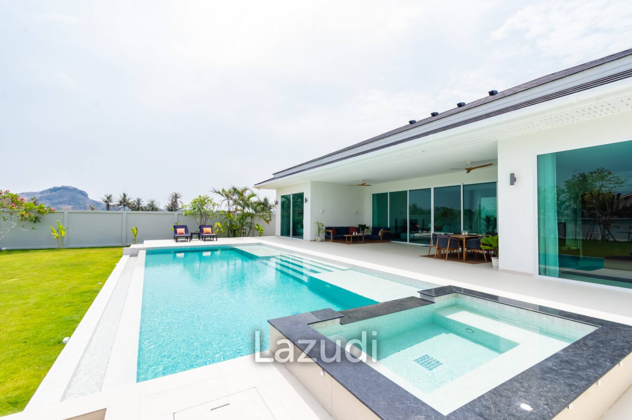 Bungalow zum Kauf provisionsfrei 386.869 € 5 Zimmer 273 m² 1.588 m² Grundstück frei ab sofort Bliss Homes Hua Hin 77110