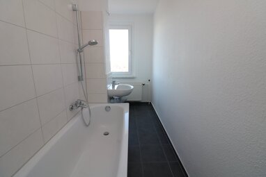 Wohnung zur Miete 289 € 2 Zimmer 47,2 m² 3. Geschoss Ziolkowskistraße 8 Wasserberg - Süd Freiberg 09599
