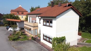 Haus zum Kauf 275.000 € 11 Zimmer 251 m² 438 m² Grundstück Ponholz Maxhütte-Haidhof 93142