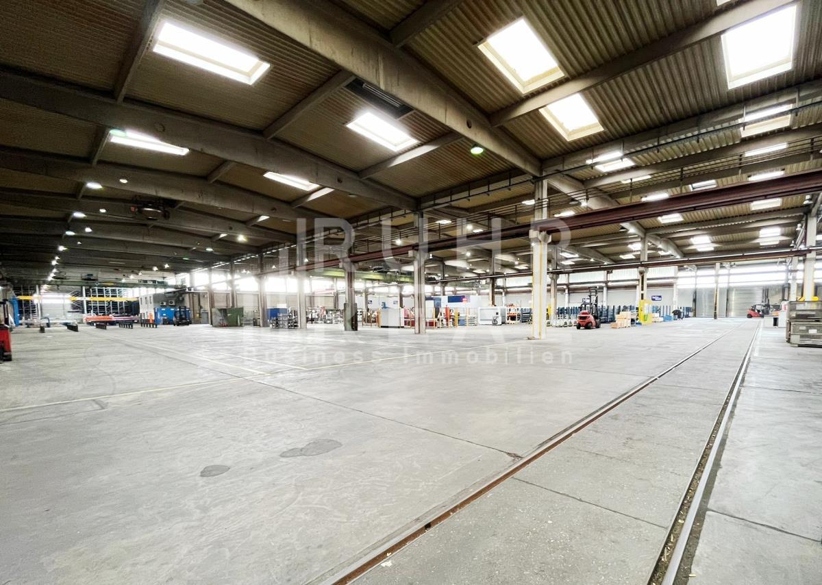 Lagerhalle zur Miete 5,80 € 2.100 m²<br/>Lagerfläche ab 1.200 m²<br/>Teilbarkeit Barbaraviertel Neuss 41460