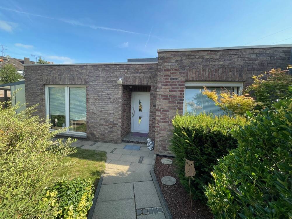 +++Wohnhaus in ruhiger Lage in MG-Bettrath+++