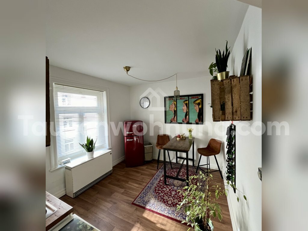 Wohnung zur Miete 630 € 2 Zimmer 42 m²<br/>Wohnfläche Erdgeschoss<br/>Geschoss Winterhude Hamburg 22301