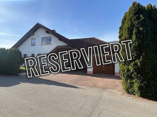 Mehrfamilienhaus zum Kauf 549.000 € 8 Zimmer 219 m² 645 m² Grundstück frei ab 01.03.2026 Dunningen 78655