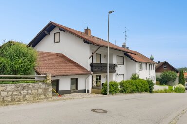 Mehrfamilienhaus zum Kauf als Kapitalanlage geeignet 449.950 € 16 Zimmer 415,5 m² 723 m² Grundstück Kößlarn Kößlarn 94149