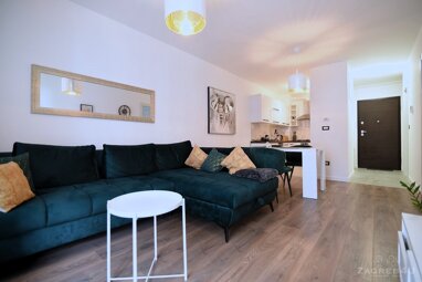 Wohnung zur Miete 900 € 2 Zimmer 52 m² 1. Geschoss Novi Zagreb - west