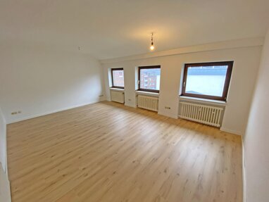 Wohnung zum Kauf Provisionsfrei 100.000 € 3 Zimmer 120 m² Ankerstraße 3 Neudorf - Nord Duisburg 47057