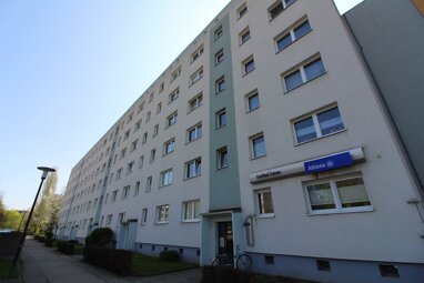 Wohnung zur Miete 366 € 3 Zimmer 56,3 m² 3. Geschoss frei ab 01.09.2024 Ernst-Hermann-Meyer-Straße 18 Südliche Neustadt Halle (Saale) 06124