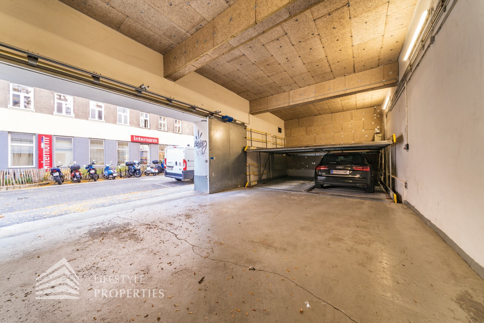 Garage/Stellplatz zur Miete 155 € Wien 1070