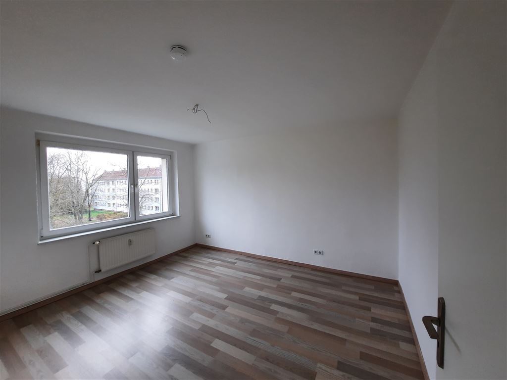 Wohnung zur Miete 332 € 3 Zimmer 55,3 m²<br/>Wohnfläche 2.<br/>Geschoss Gerhart-Hauptmann Straße 10 Lauchhammer - Mitte Lauchhammer 01979