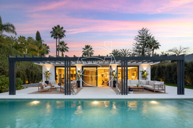 Villa zum Kauf 4.900.000 € 5 Zimmer 380 m² 1.250 m² Grundstück Nueva Andalucia 29660