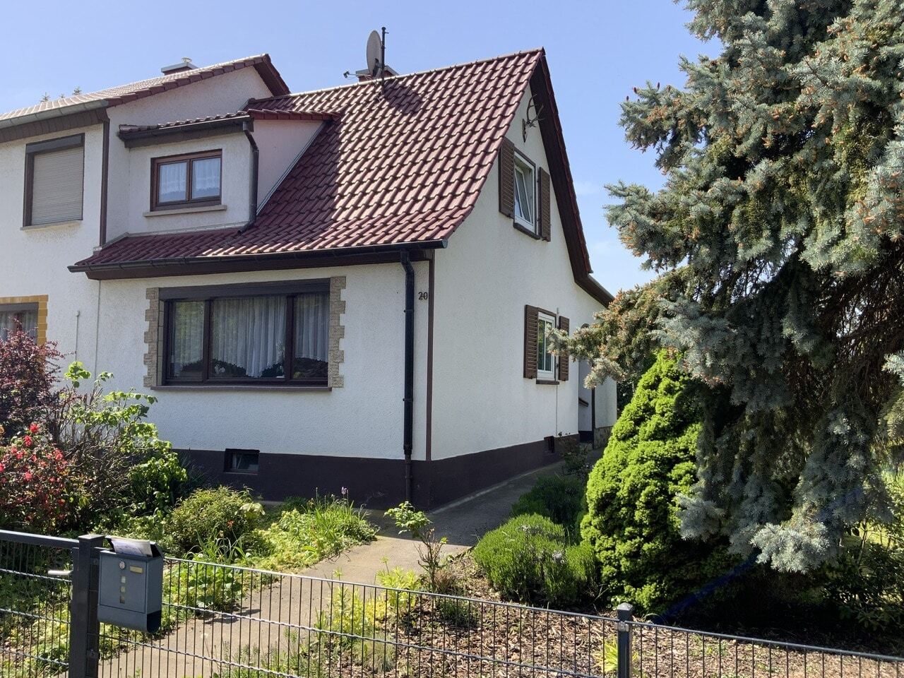 Doppelhaushälfte zum Kauf 220.000 € 3 Zimmer 86 m²<br/>Wohnfläche 787 m²<br/>Grundstück Sulzer Siedlung Erfurt 99087