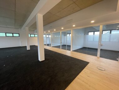 Bürofläche zur Miete 5.700 € 6 Zimmer 500 m² Bürofläche teilbar ab 230 m² Schwaighofen Neu-Ulm 89231