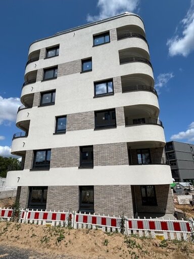 Wohnung zur Miete 1.410 € 5 Zimmer 97,4 m² 5. Geschoss frei ab sofort Manfred-Weinmann-Ring 6 Neckargartach - Süd Heilbronn 74078