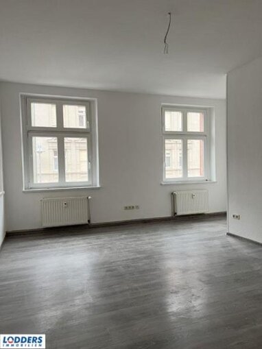 Wohnung zur Miete 545 € 4 Zimmer 98,8 m² 1. Geschoss Stendal Stendal 39576