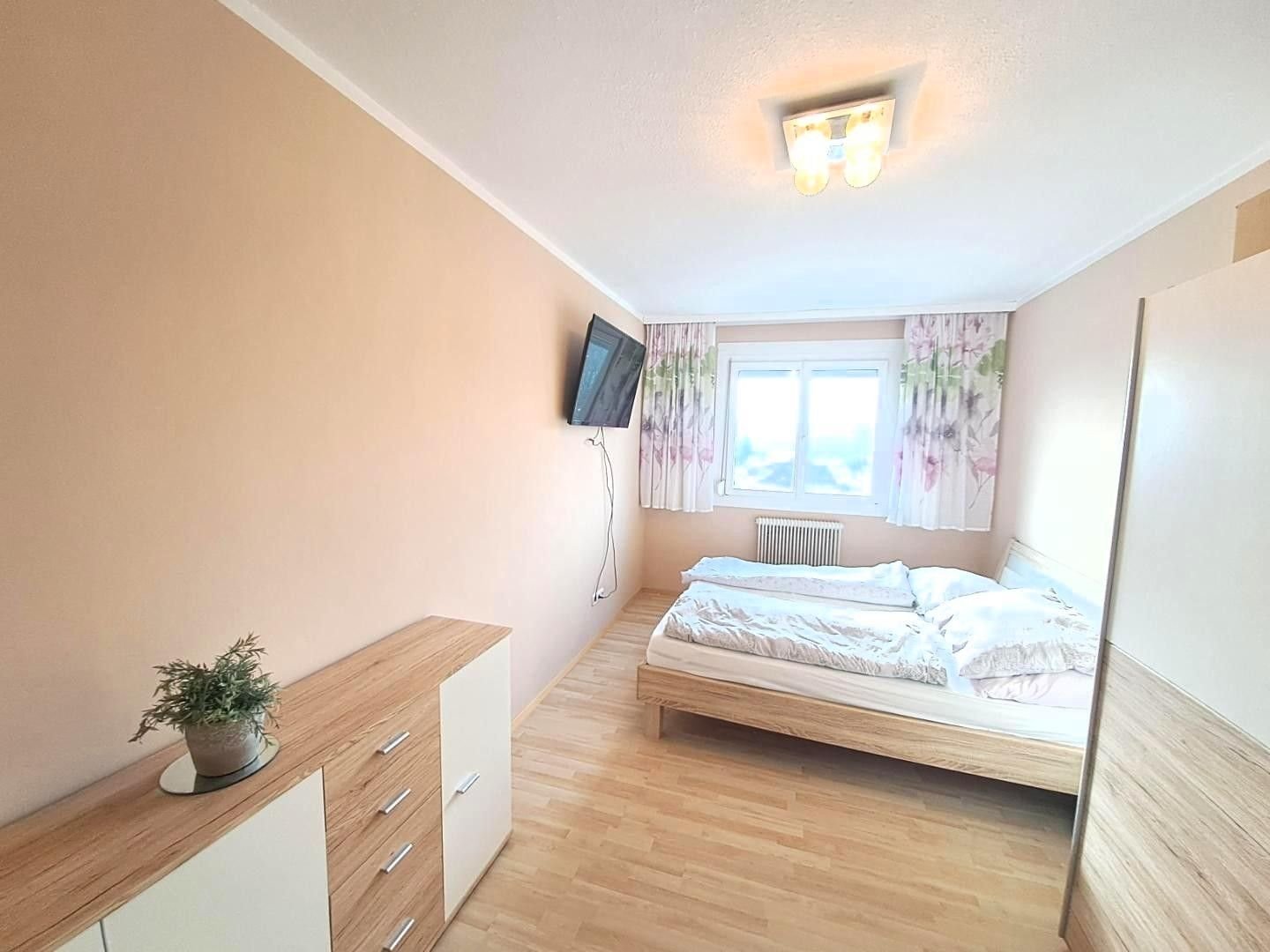 Wohnung zum Kauf 148.000 € 4 Zimmer 104 m²<br/>Wohnfläche 5.<br/>Geschoss Amstetten 3300