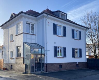 Einfamilienhaus zur Miete 2.100 € 9 Zimmer 230 m² 437 m² Grundstück Babenhausen Babenhausen 64832