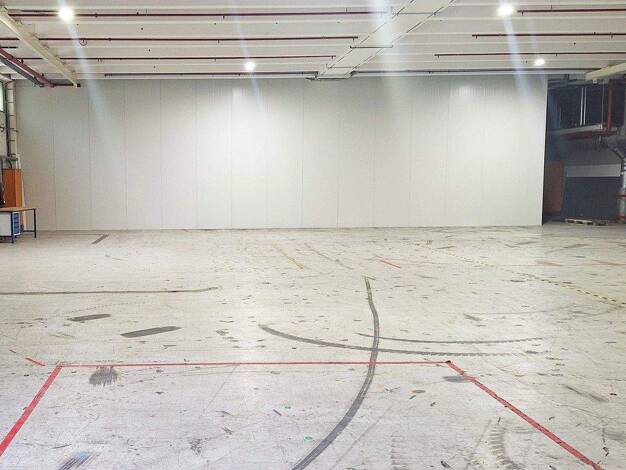 Lagerhalle zur Miete 2 € 423,1 m² Lagerfläche teilbar ab 200 m² Im Pfingstwasen 1 Stadtgebiet Göppingen 73035